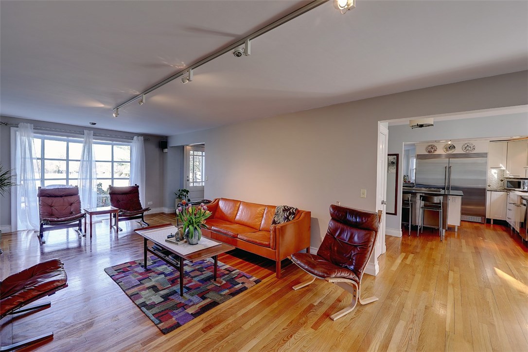 14 Harwich Road Cranston, RI 02920 - Photo 8 of 38 Gallery Image 8
