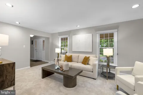 $950,000 | 419 Watts Branch Parkway, Potomac, MD 20854