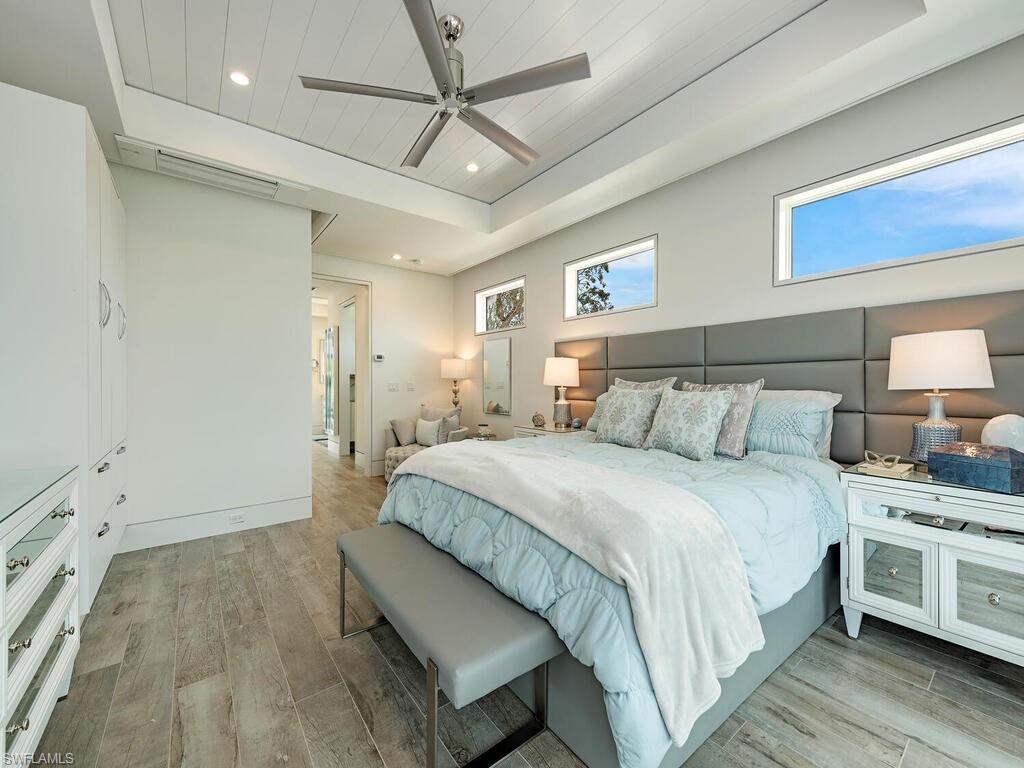2323 Harbor Road Naples, FL 34104 - Photo 11 of 39 Gallery Image 11