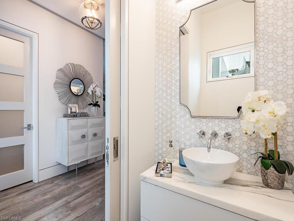 2323 Harbor Road Naples, FL 34104 - Photo 18 of 39 Gallery Image 18