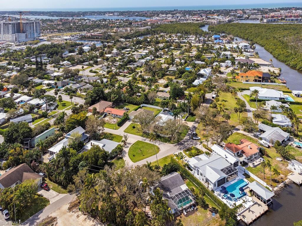 2323 Harbor Road Naples, FL 34104 - Photo 39 of 39 Gallery Image 39
