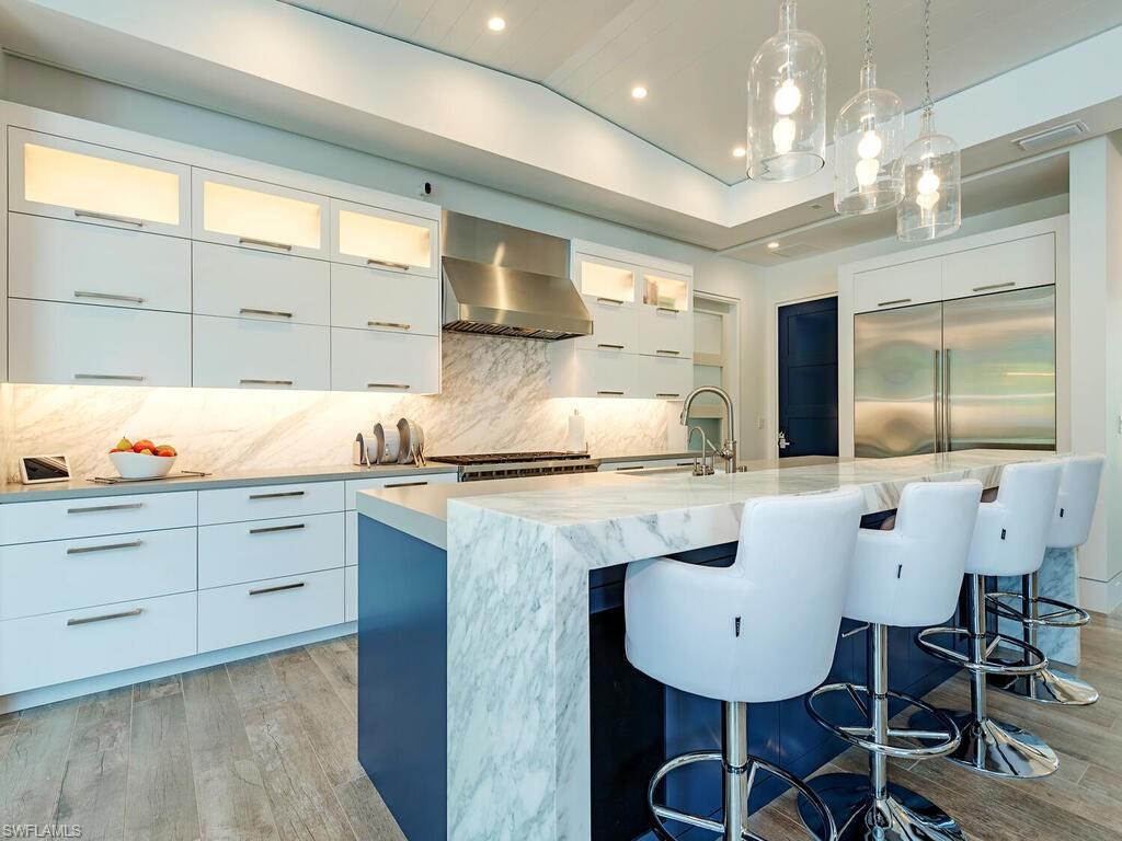 2323 Harbor Road Naples, FL 34104 - Photo 7 of 39 Gallery Image 7