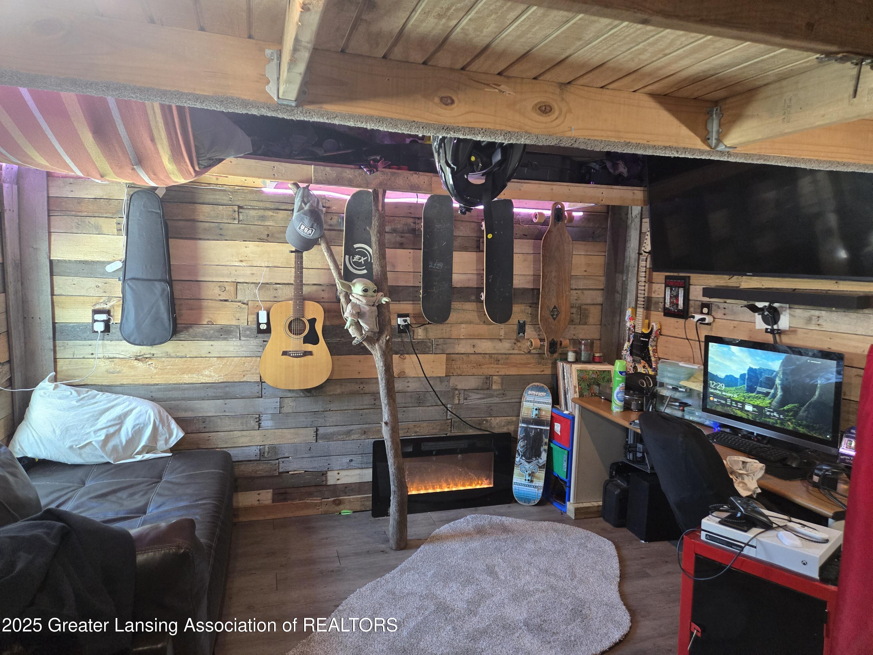 6849 North Aurelius Road Lansing, MI 48911 - Photo 13 of 19 Man Cave