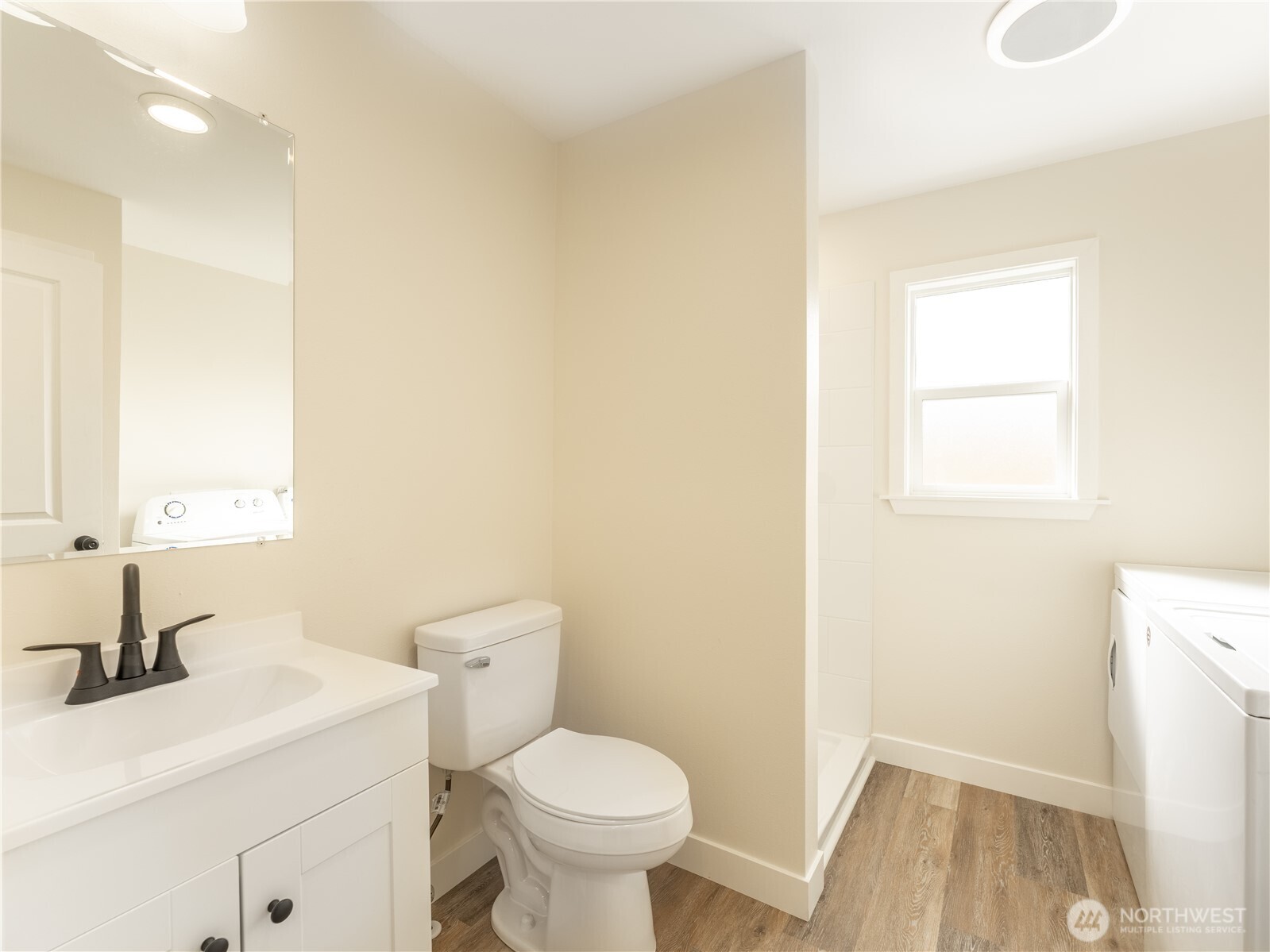 98 Fuller Street Wenatchee, WA 98801 - Photo 14 of 36