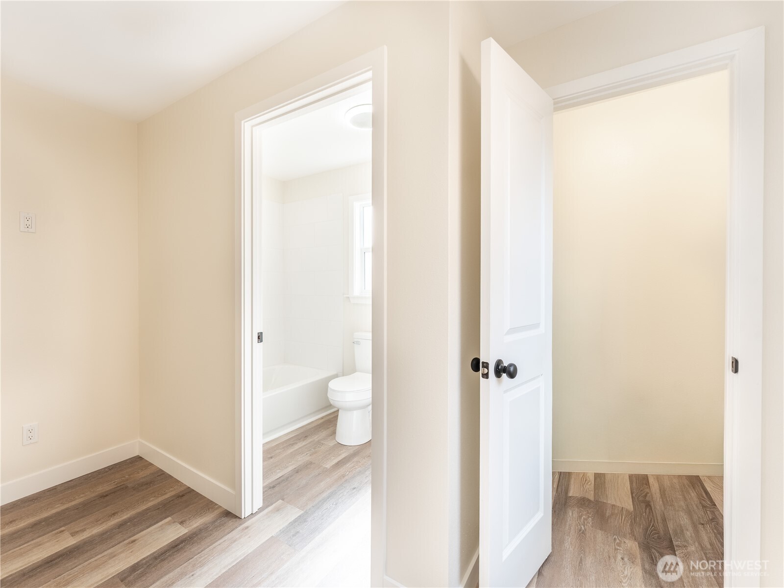 98 Fuller Street Wenatchee, WA 98801 - Photo 21 of 36