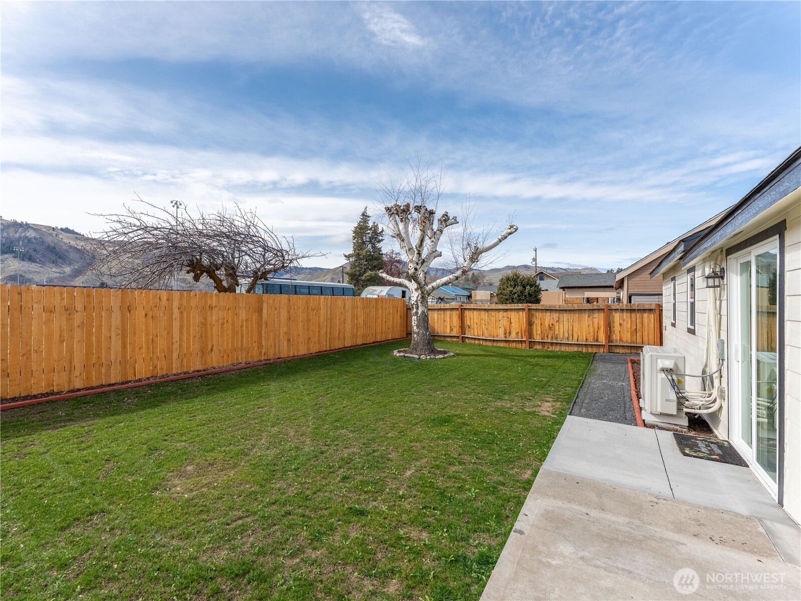 98 Fuller Street Wenatchee, WA 98801 - Photo 28 of 36