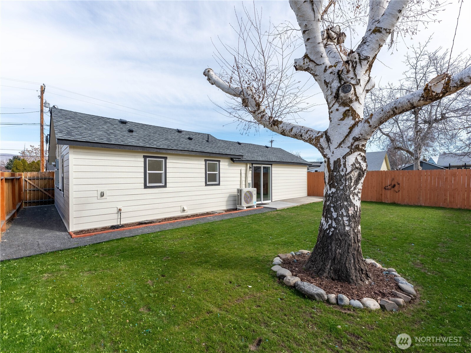 98 Fuller Street Wenatchee, WA 98801 - Photo 30 of 36