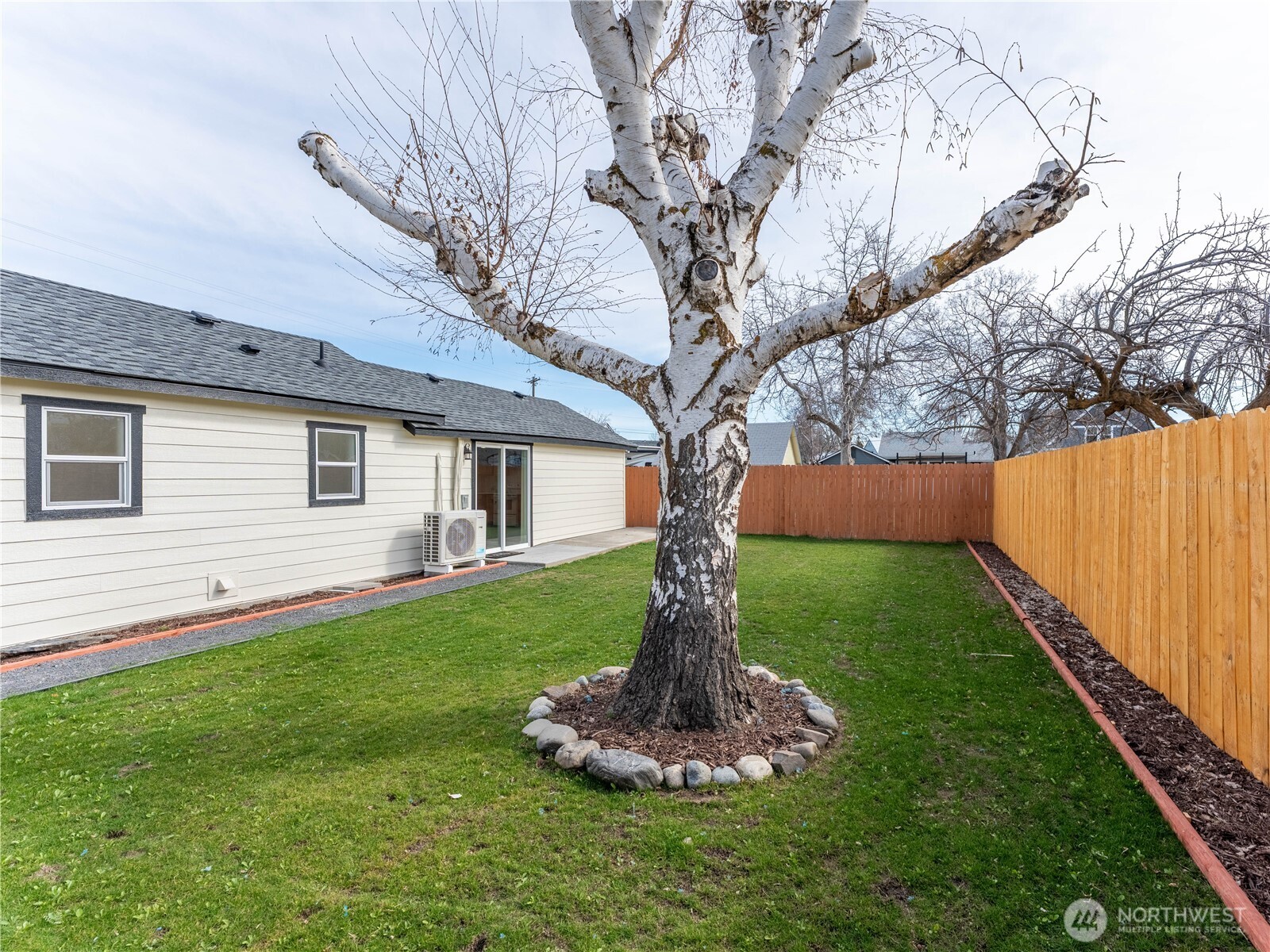 98 Fuller Street Wenatchee, WA 98801 - Photo 31 of 36