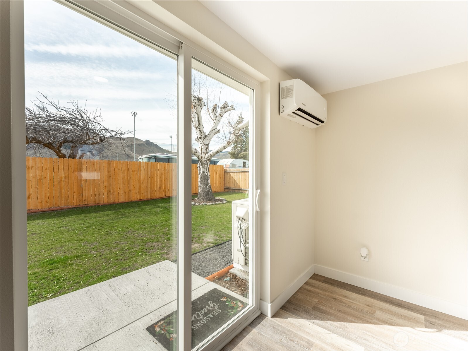 98 Fuller Street Wenatchee, WA 98801 - Photo 10 of 36