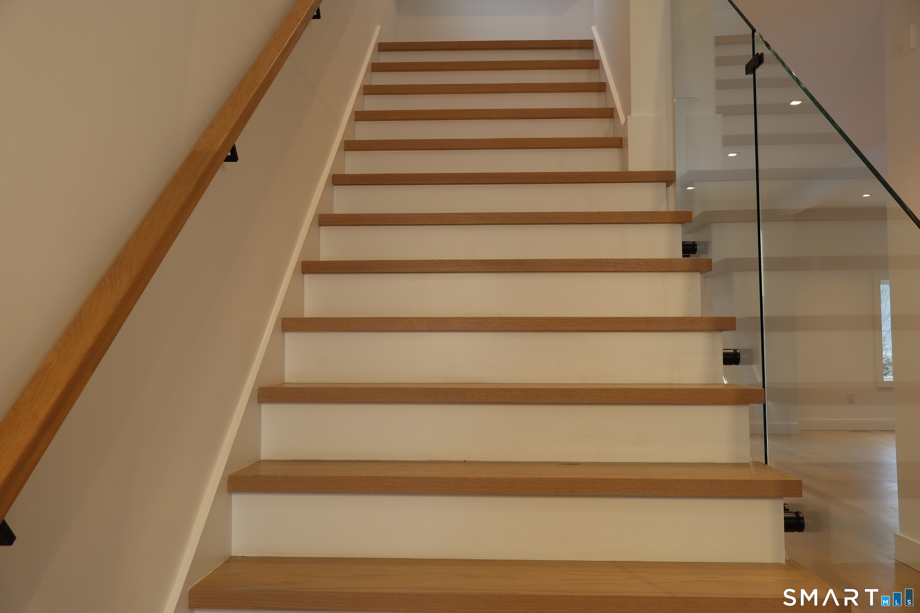 173 Belltown Road Stamford, CT 06905 - Photo 18 of 42 a view of entryway