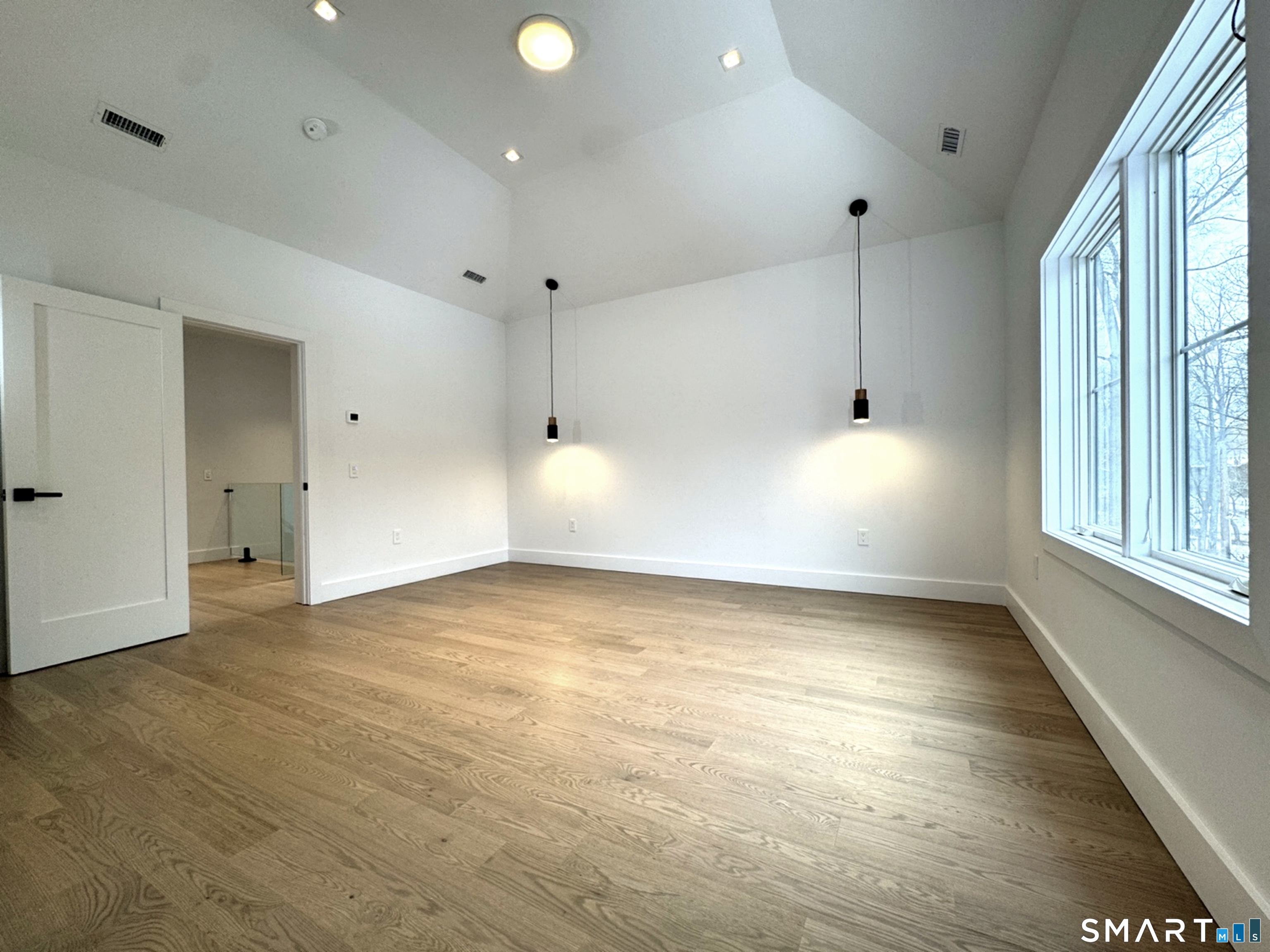 173 Belltown Road Stamford, CT 06905 - Photo 30 of 40
