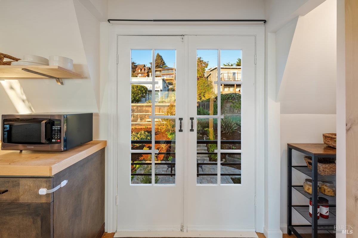 700 Ocean Avenue Point Richmond, CA 94801 - Photo 32 of 95