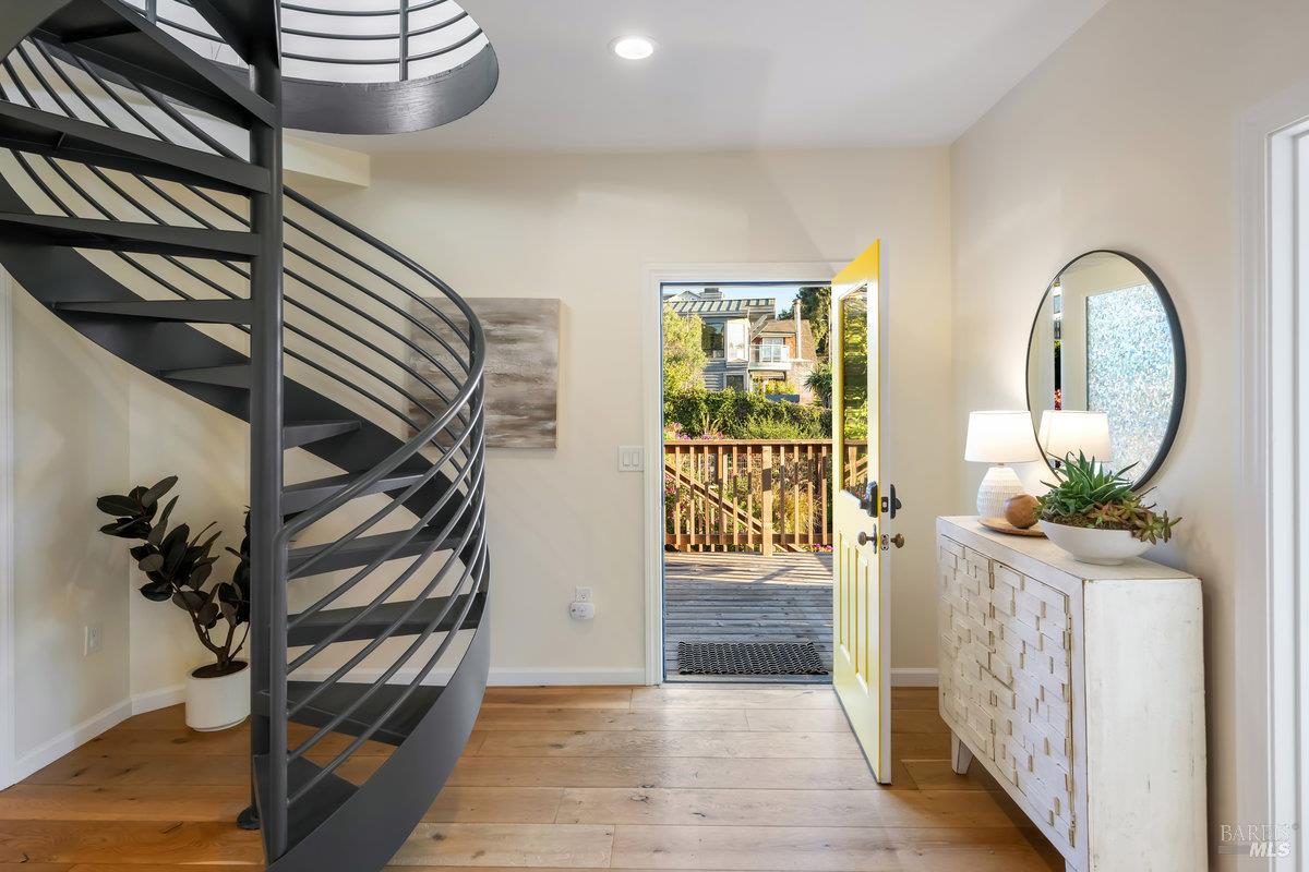 700 Ocean Avenue Point Richmond, CA 94801 - Photo 33 of 95