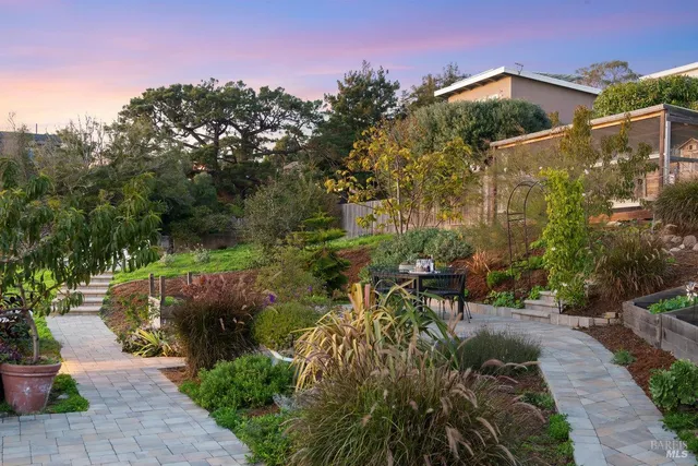 $1,895,000 | 700 Ocean Avenue, Point Richmond, CA 94801