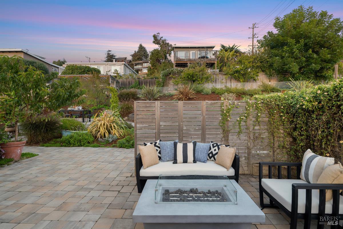 700 Ocean Avenue Point Richmond, CA 94801 - Photo 60 of 95