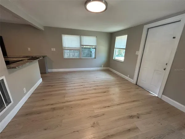 $1,620 | 626 29th Avenue South, St. Petersburg, FL 33705