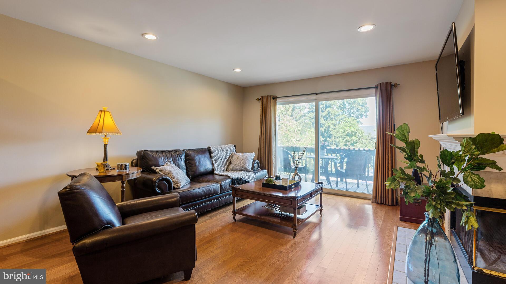 37 D Melrose Road Princeton, NJ 08540 - Photo 4 of 29 Gallery Image 4