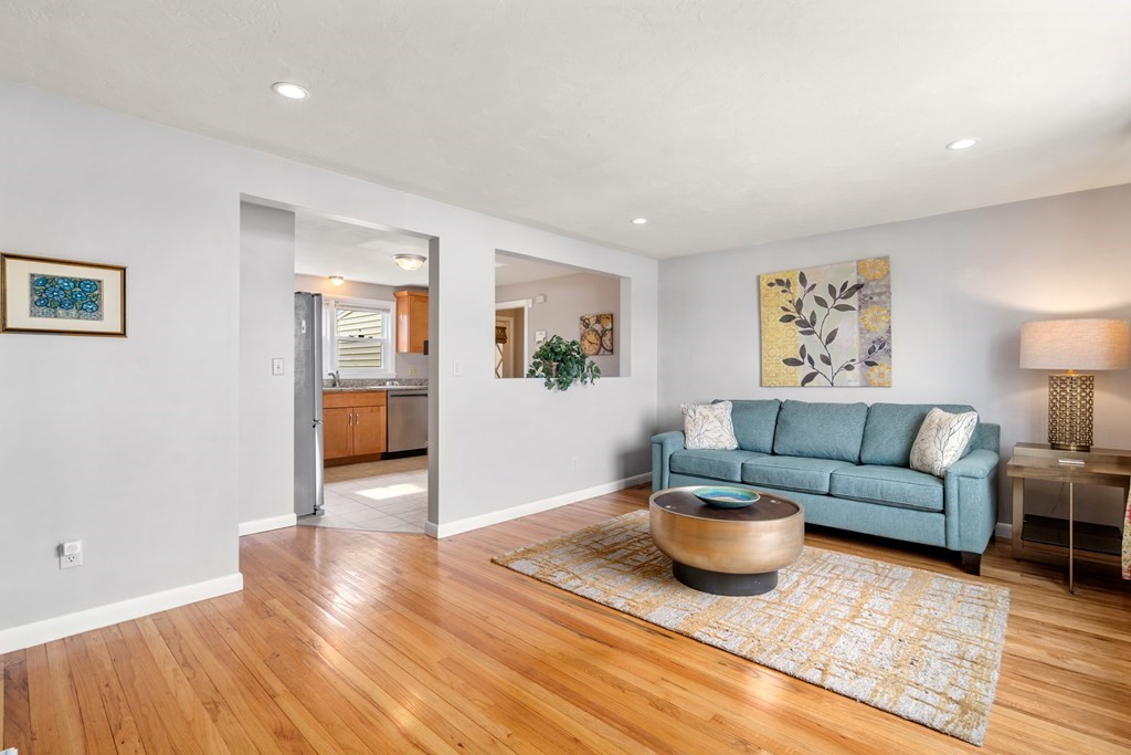 6 Davis Road Hudson, MA 01749 - Photo 3 of 21 Gallery Image 3
