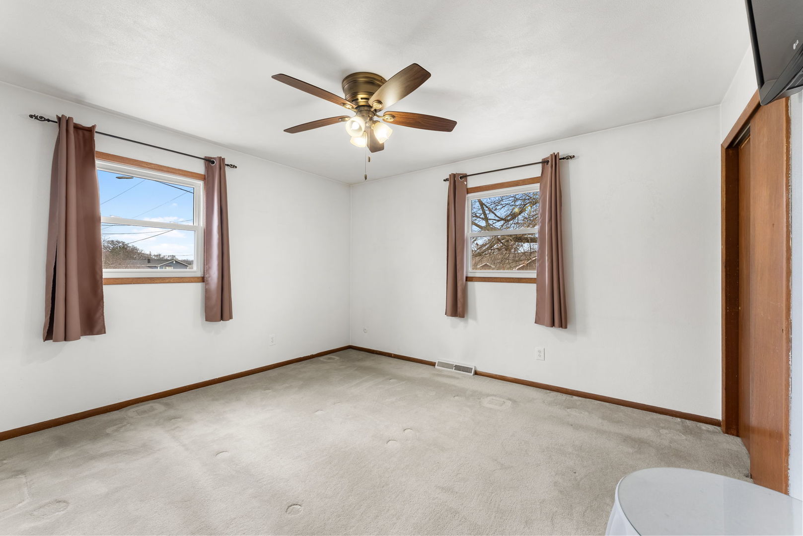 110 Andrea Court Cleveland, IL 61241 - Photo 15 of 23 a view of an empty room with a window