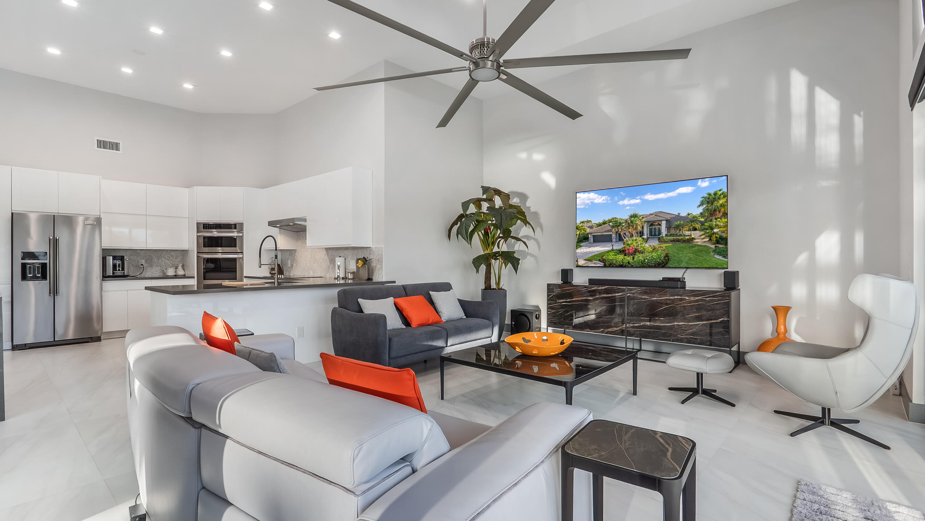 17683 Sealakes Drive Boca Raton, FL 33498 - Photo 19 of 61 Family