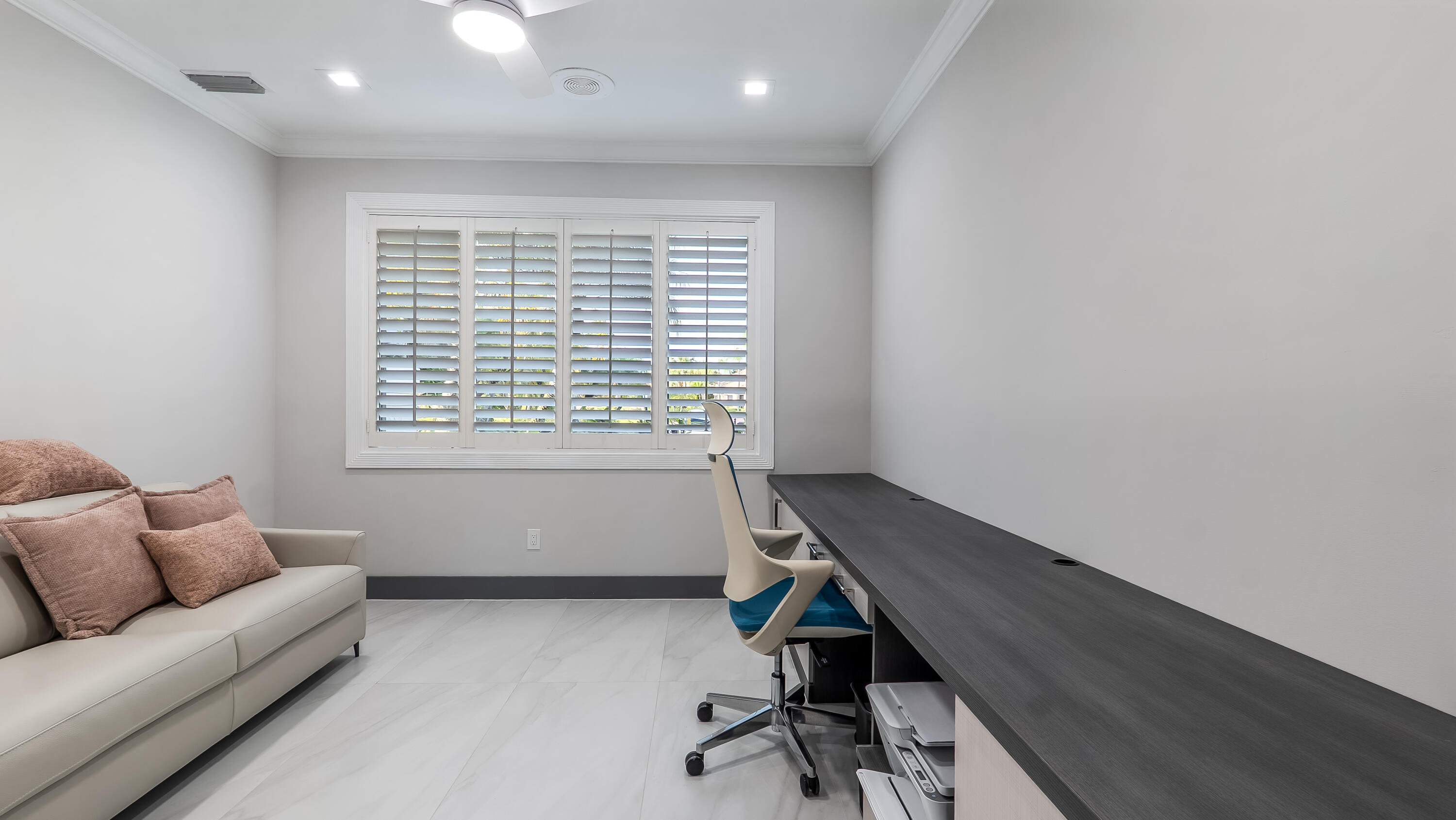 17683 Sealakes Drive Boca Raton, FL 33498 - Photo 44 of 61 a room with furniture and a window