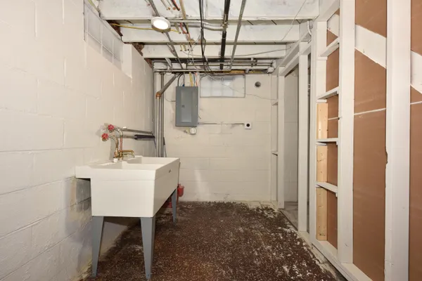 $248,000 | 7852 West Hope Avenue, Milwaukee, WI 53222