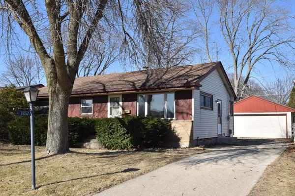 $248,000 | 7852 West Hope Avenue, Milwaukee, WI 53222