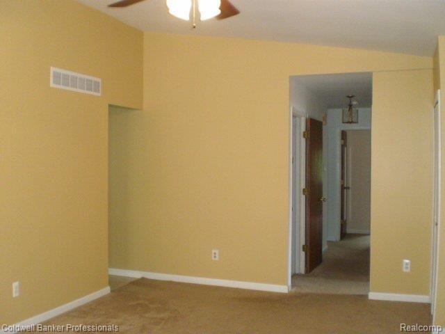 3432 Cone Avenue Rochester, MI 48309 - Photo 7 of 14 005.JPG