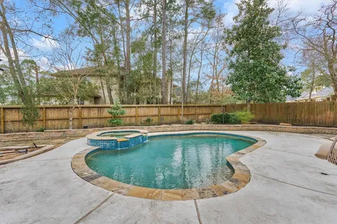 $1,125,000 | 91 Wind Ridge Circle, The Woodlands, TX 77381