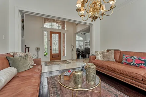 $1,125,000 | 91 Wind Ridge Circle, The Woodlands, TX 77381