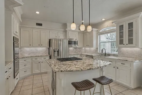 $1,125,000 | 91 Wind Ridge Circle, Spring, TX 77381