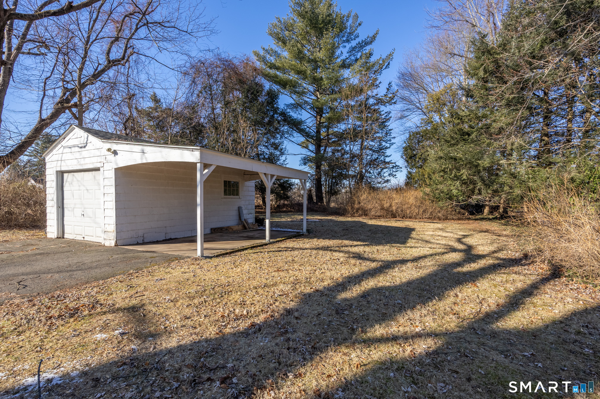 393 South Meriden Road Cheshire, CT 06410 - Photo 4 of 25