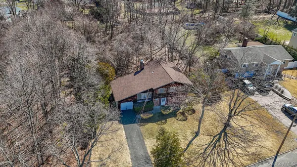 $599,000 | 43 Village Lane, Hauppauge, NY 11788