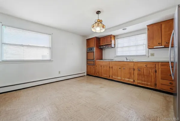 $599,000 | 43 Village Lane, Hauppauge, NY 11788