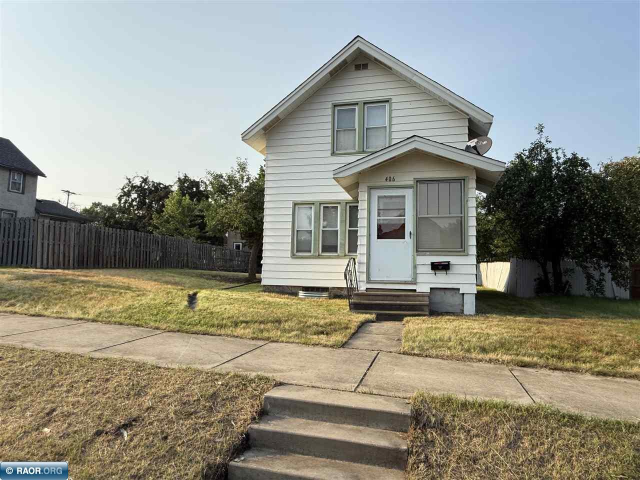 406 6th Street Southwest Chisholm, MN 55719 - Photo 2 of 27 Gallery Image 2
