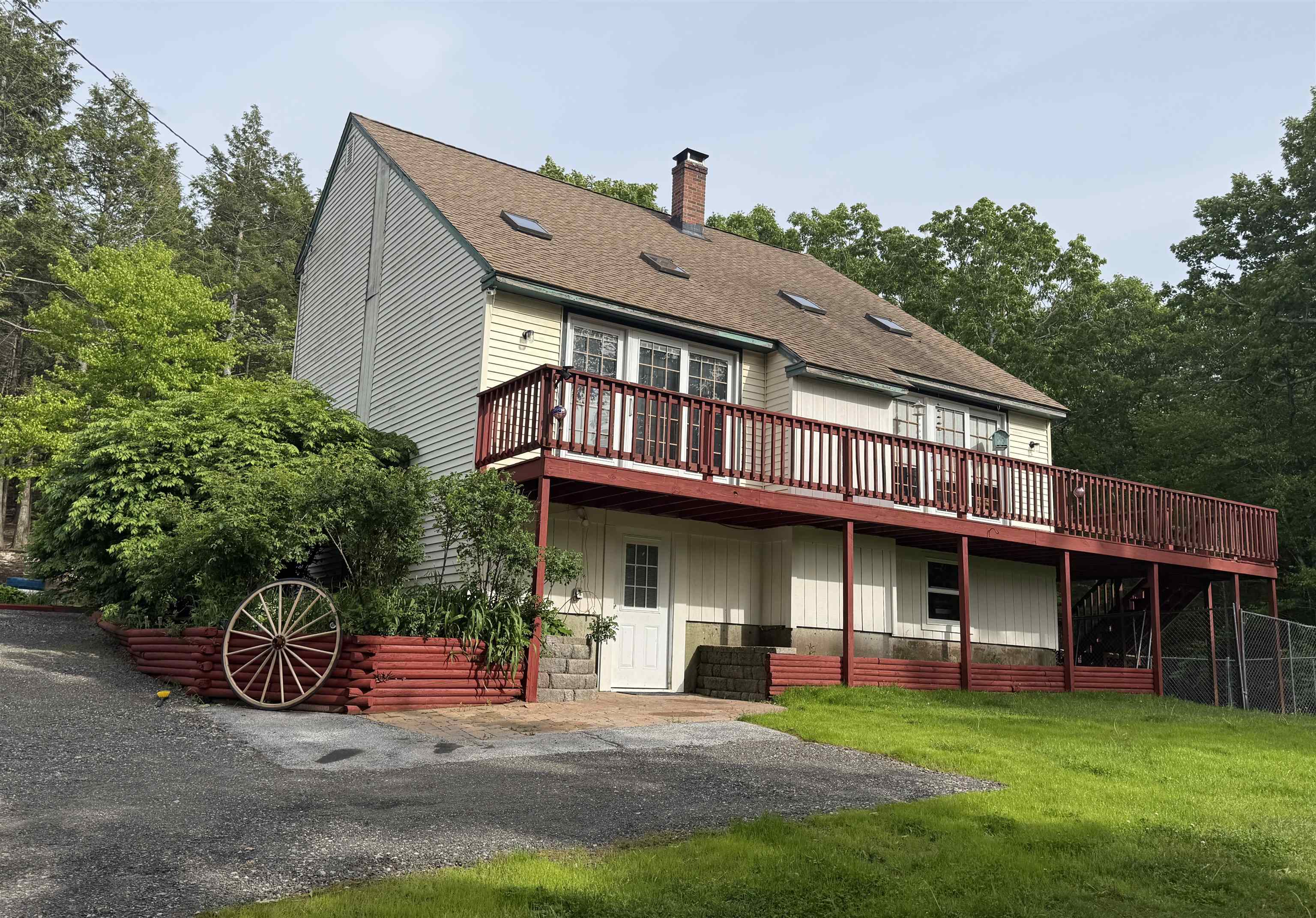 29 Tandy Road Deerfield, NH 03037 - Photo 1 of 53