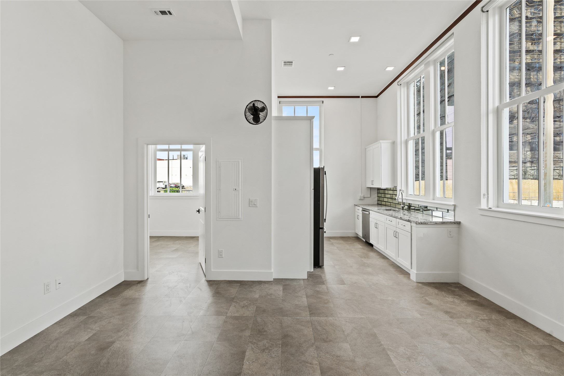 2102 Mechanic Street, Unit 305 Galveston, TX 77550 - Photo 11 of 22