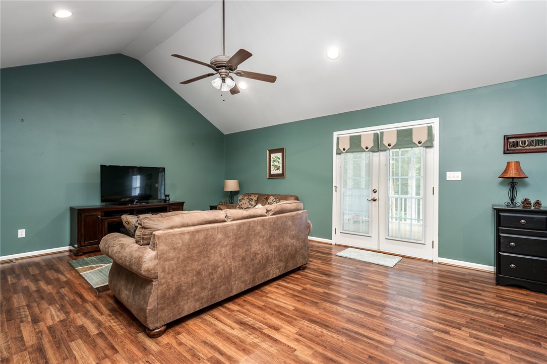 252 Guthrie Road Belton, SC 29627 - Photo 9 of 40 Gallery Image 9