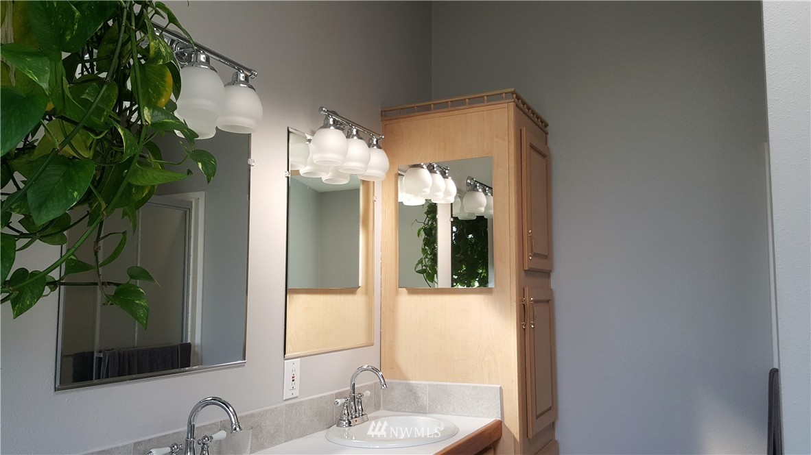 17912 Michelles Lane Southwest Rochester, WA 98579 - Photo 15 of 19