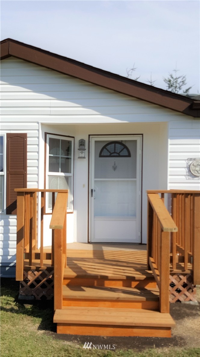 17912 Michelles Lane Southwest Rochester, WA 98579 - Photo 8 of 19