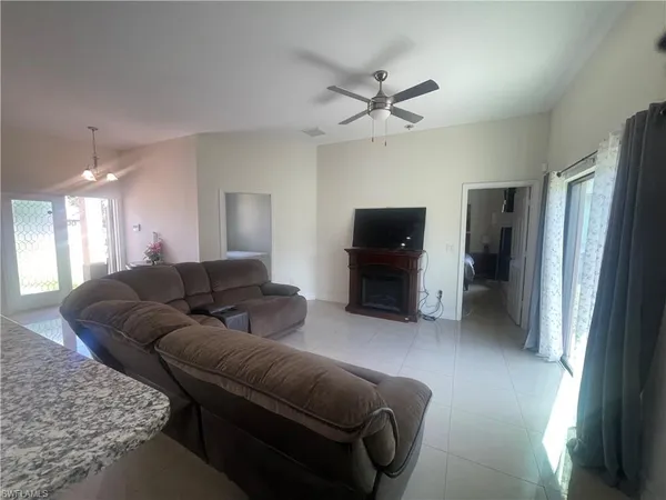 $585,000 | 2660 72nd Avenue Northeast, Naples, FL 34120