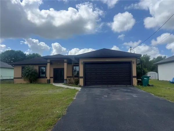 $585,000 | 2660 72nd Avenue Northeast, Naples, FL 34120