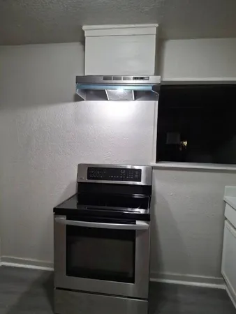 $1,925 | 5401 Doolittle Boulevard, Houston, TX 77033