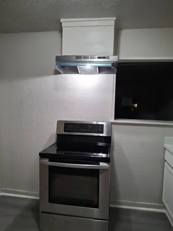 $1,995 | 5401 Doolittle Boulevard, Houston, TX 77033