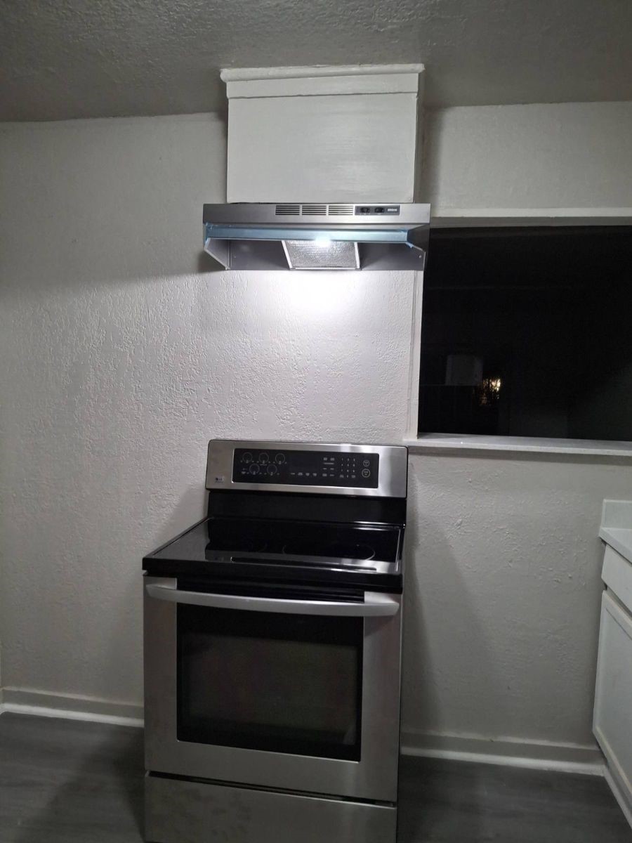 5401 Doolittle Boulevard Houston, TX 77033 - Photo 3 of 14