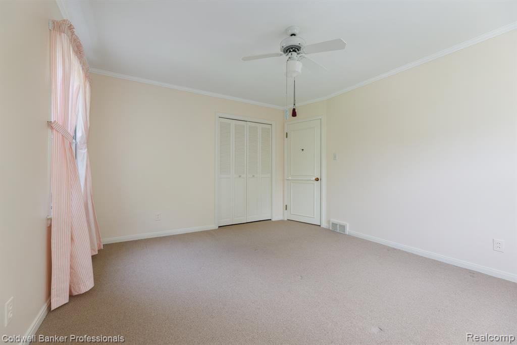 1018 Harvard Road Grosse Pointe, MI 48230 - Photo 24 of 40