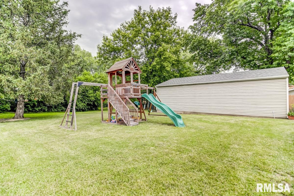 231 Nottingham Road Springfield, IL 62704 - Photo 5 of 22