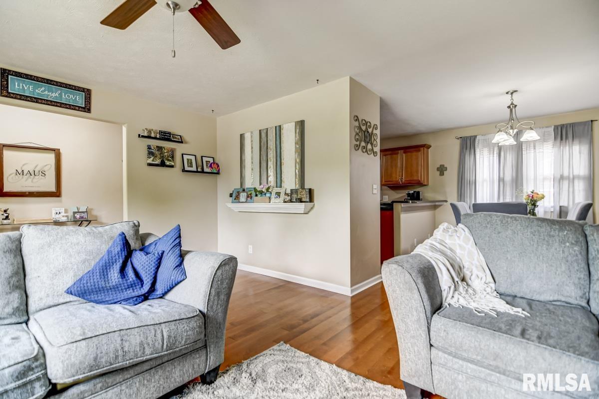 231 Nottingham Road Springfield, IL 62704 - Photo 8 of 22