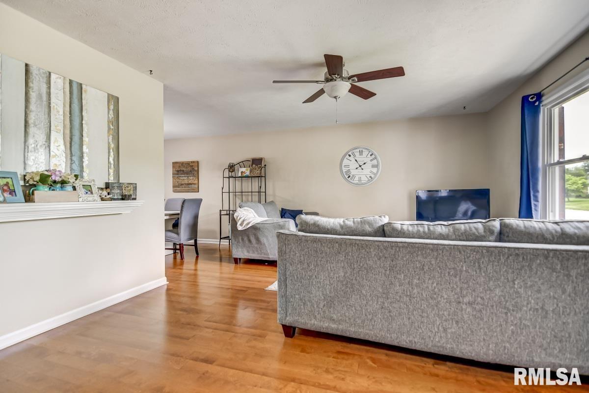 231 Nottingham Road Springfield, IL 62704 - Photo 9 of 22