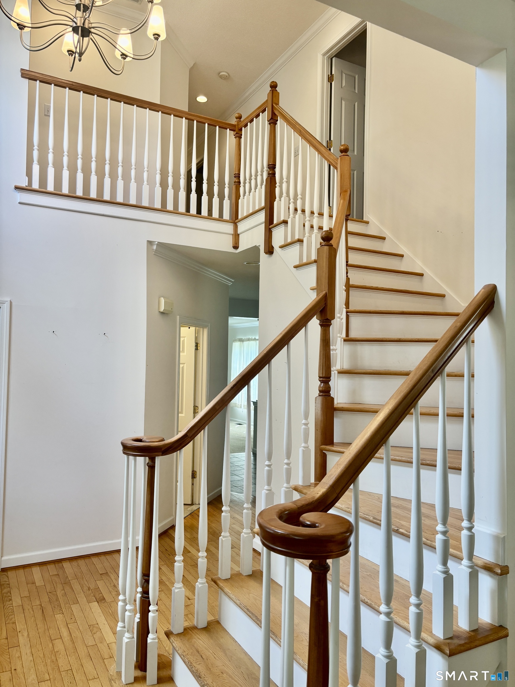 91 Valley View Road Manchester, CT 06040 - Photo 3 of 40